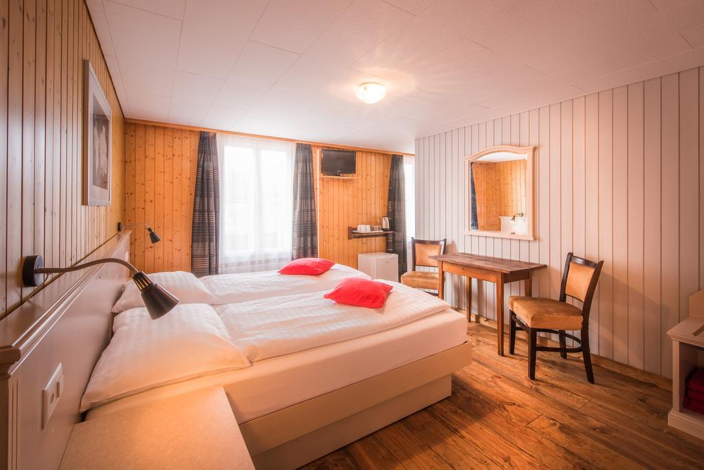 Hotel Tell And Apartments Unterseen Ngoại thất bức ảnh